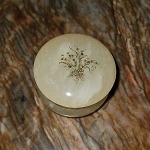 WESTLAND CO. Vintage Alabaster Jewelry Trinket Box